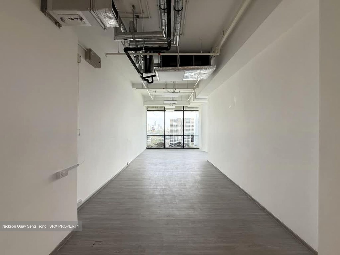 Woods Square (D25), Office #535407091